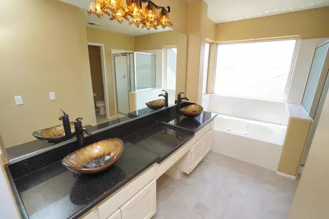 37216 E 43rd St, Palmdale, CA 93552 photo 4