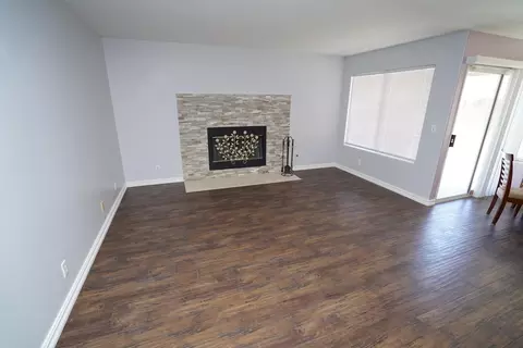 37216 E 43rd St, Palmdale, CA 93552 photo 3