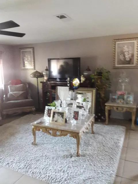40745 179th St E, Lancaster, CA 93535 photo 3