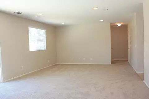 43145 33rd St, Lancaster, CA 93535 photo 3
