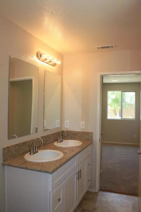 43145 33rd St, Lancaster, CA 93535 photo 7