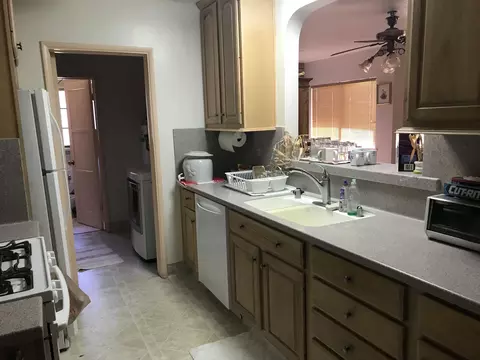 1439 W Ivyton St, Lancaster, CA 93534 photo 3