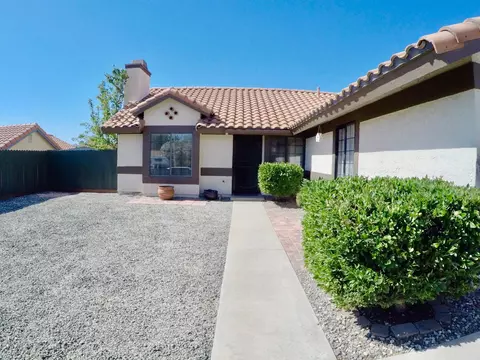 554 Morningside, Palmdale, CA 93551 photo 4