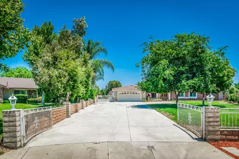 4606 Mustang Rd, Chino, CA 91710 photo 2