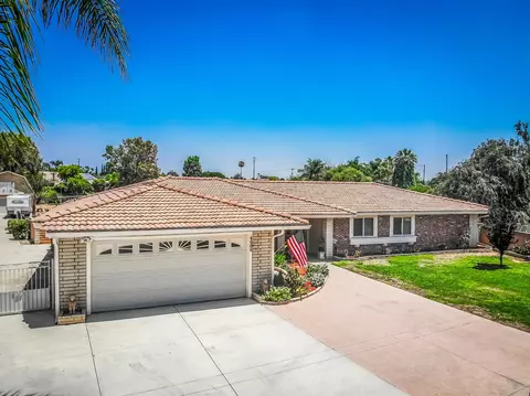 4606 Mustang Rd, Chino, CA 91710 photo 1