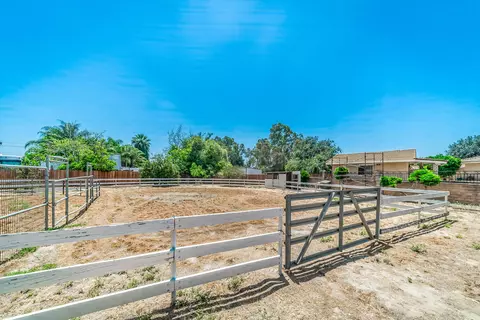 4606 Mustang Rd, Chino, CA 91710 photo 37
