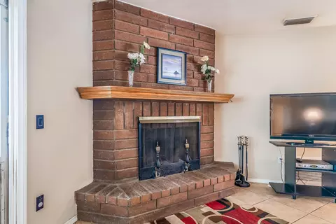 4606 Mustang Rd, Chino, CA 91710 photo 14