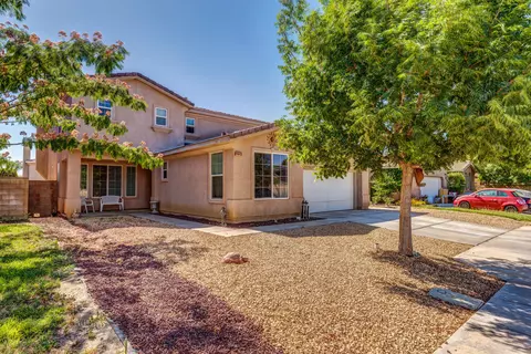 44643 Leslie Ct, Lancaster, CA 93535 photo 1
