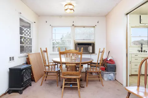 38552 E 11th St, Palmdale, CA 93550 photo 4