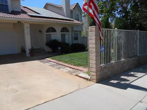37423 Conifer Dr, Palmdale, CA 93550 photo 3
