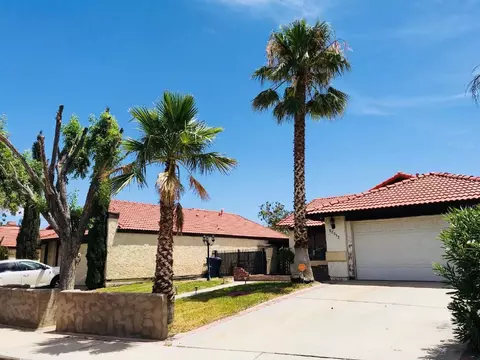 37012 33rd St E St E, Palmdale, CA 93550 photo 2