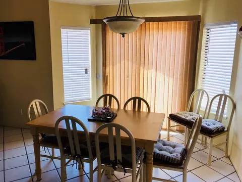 37012 33rd St E St E, Palmdale, CA 93550 photo 4