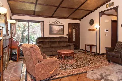 202 Chestnut Ct, Tehachapi, CA 93561 photo 7