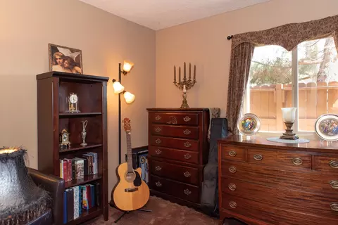 202 Chestnut Ct, Tehachapi, CA 93561 photo 17