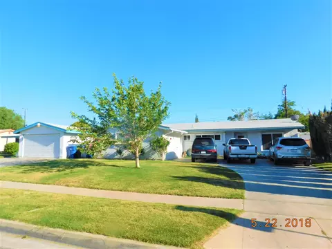 338 E Kildare St, Lancaster, CA 93535 photo 9