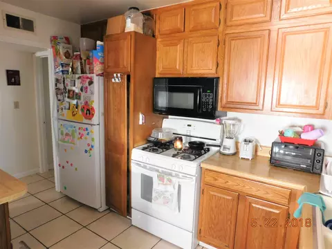 338 E Kildare St, Lancaster, CA 93535 photo 6
