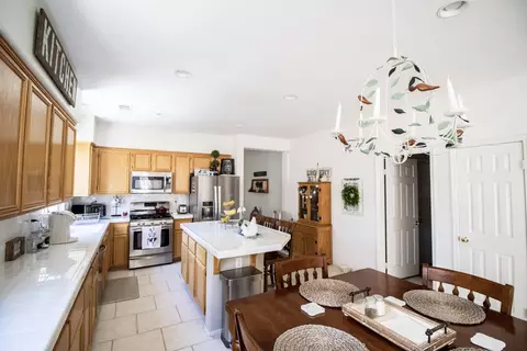 28443 Stansfield Ln, Saugus, CA 91350 photo 8