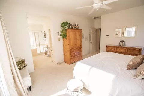 28443 Stansfield Ln, Saugus, CA 91350 photo 12