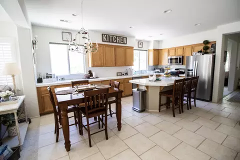 28443 Stansfield Ln, Saugus, CA 91350 photo 7