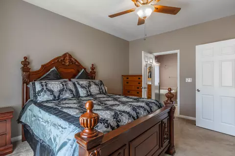 21931 Berne St, Tehachapi, CA 93561 photo 7