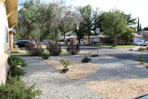 44112 Date Ave, Lancaster, CA 93534 photo 2