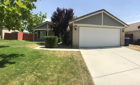 3322 E Kaylyn St, Lancaster, CA 93535 photo 1