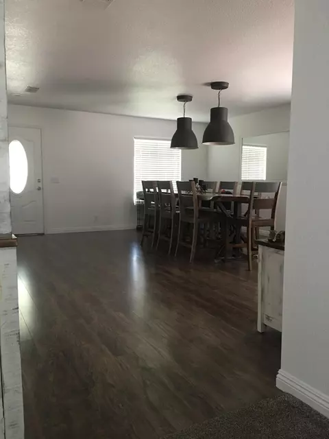 3322 E Kaylyn St, Lancaster, CA 93535 photo 5