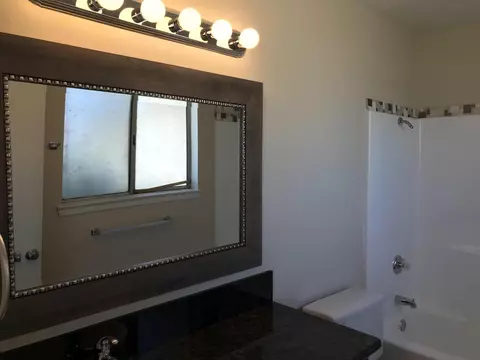 40702 E 178th St, Lancaster, CA 93535 photo 34