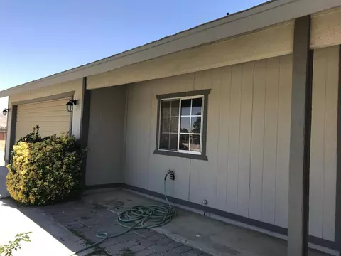 40702 E 178th St, Lancaster, CA 93535 photo 3