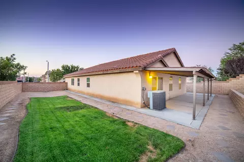 1800 Jackman St E, Lancaster, CA 93535 photo 6