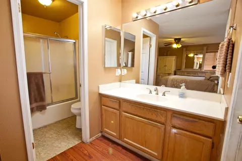 2013 Ivesbrook Street St E, Lancaster, CA 93535 photo 11