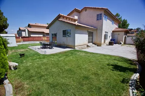 2013 Ivesbrook Street St E, Lancaster, CA 93535 photo 20