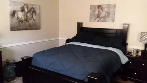 1041 Lightcap St, Lancaster, CA 93535 photo 5