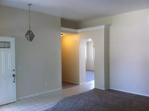 43361 Carpenter Dr, Lancaster, CA 93535 photo 4