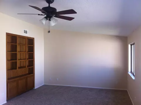 43361 Carpenter Dr, Lancaster, CA 93535 photo 11