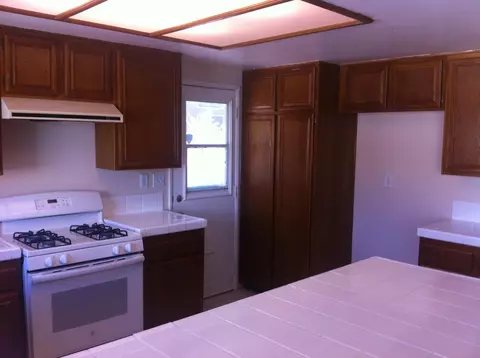 43361 Carpenter Dr, Lancaster, CA 93535 photo 8