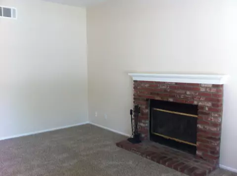 43361 Carpenter Dr, Lancaster, CA 93535 photo 6
