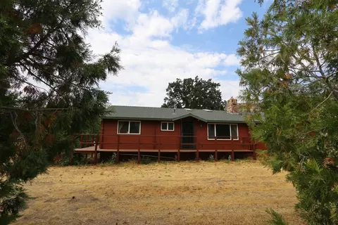 26501 Columbia Way, Tehachapi, CA 93561 photo 3