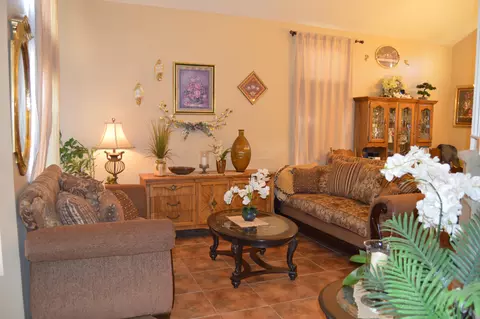2115 Beechwood St, Lancaster, CA 93535 photo 9