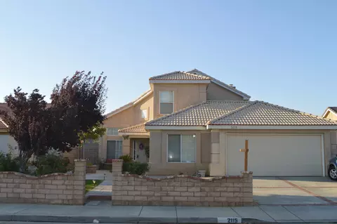 2115 Beechwood St, Lancaster, CA 93535 photo 1