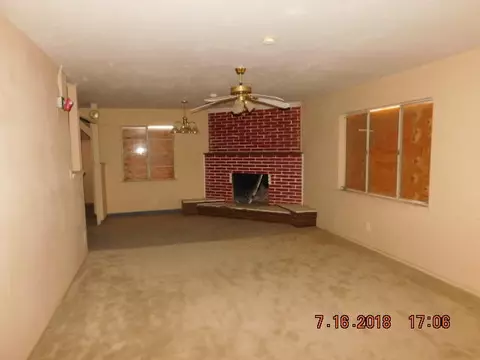 8233 W Avenue E12, Lancaster, CA 93536 photo 28