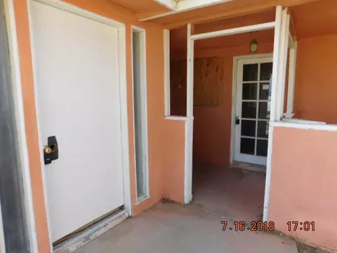 8233 W Avenue E12, Lancaster, CA 93536 photo 3