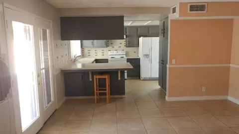 44127 Halcom Ave, Lancaster, CA 93536 photo 7