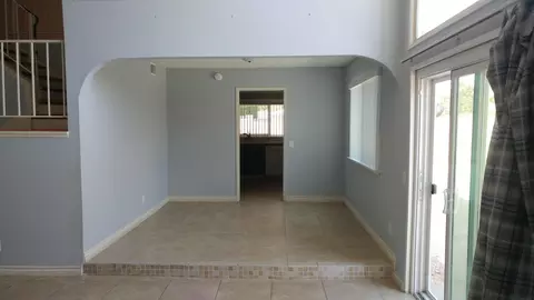 44127 Halcom Ave, Lancaster, CA 93536 photo 3