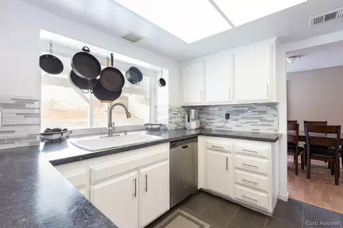 1344 Springline Dr, Palmdale, CA 93550 photo 8