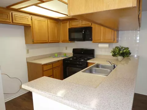 43334 W 32nd St UNIT 35, Lancaster, CA 93536 photo 3