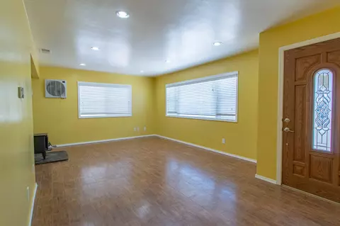 8245 Avenue E4 W, Lancaster, CA 93536 photo 8