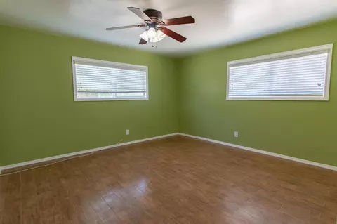 8245 Avenue E4 W, Lancaster, CA 93536 photo 12