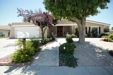 44130 Soft Ave, Lancaster, CA 93536 photo 1