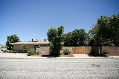44130 Soft Ave, Lancaster, CA 93536 photo 4